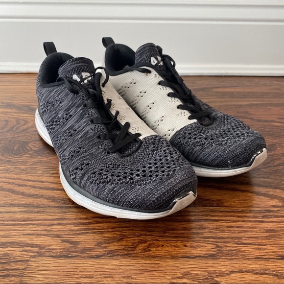 APL Shoes - APL Techloom Pro Black & White